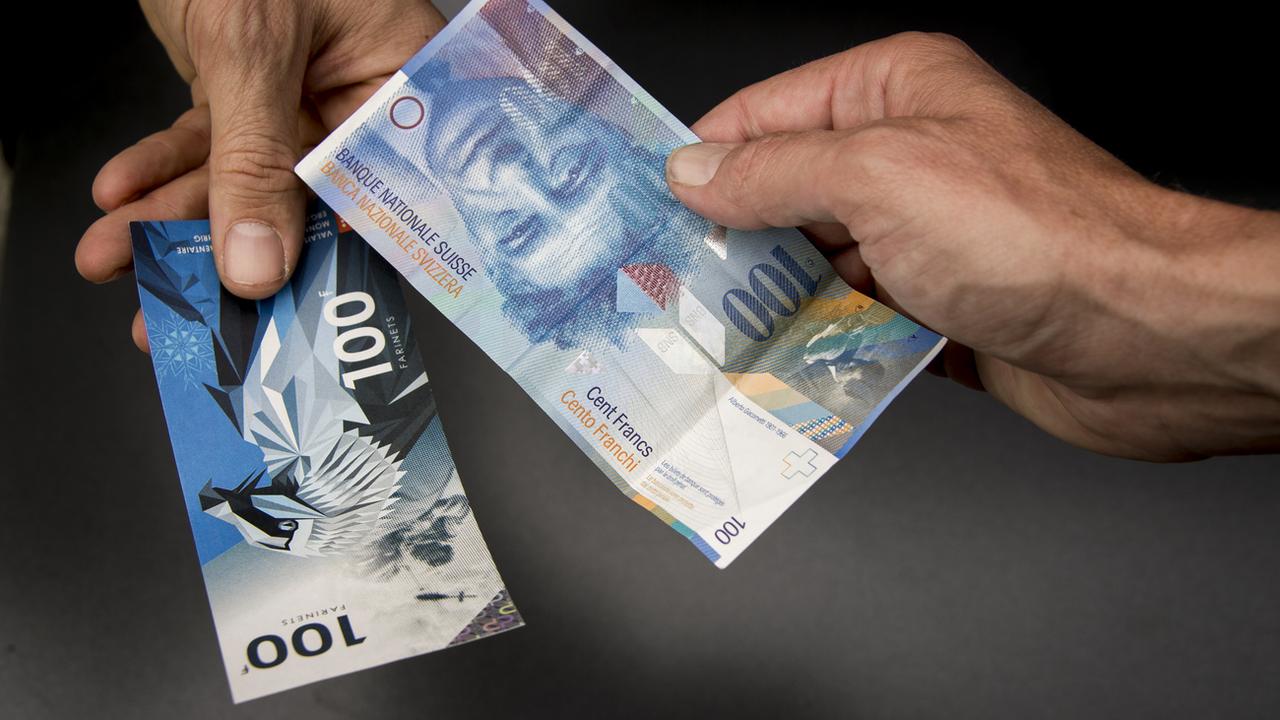 La monnaie locale valaisanne Farinet a été lancée en mai 2017, avec 500'000 billets imprimés. [Keystone - Olivier Maire]
