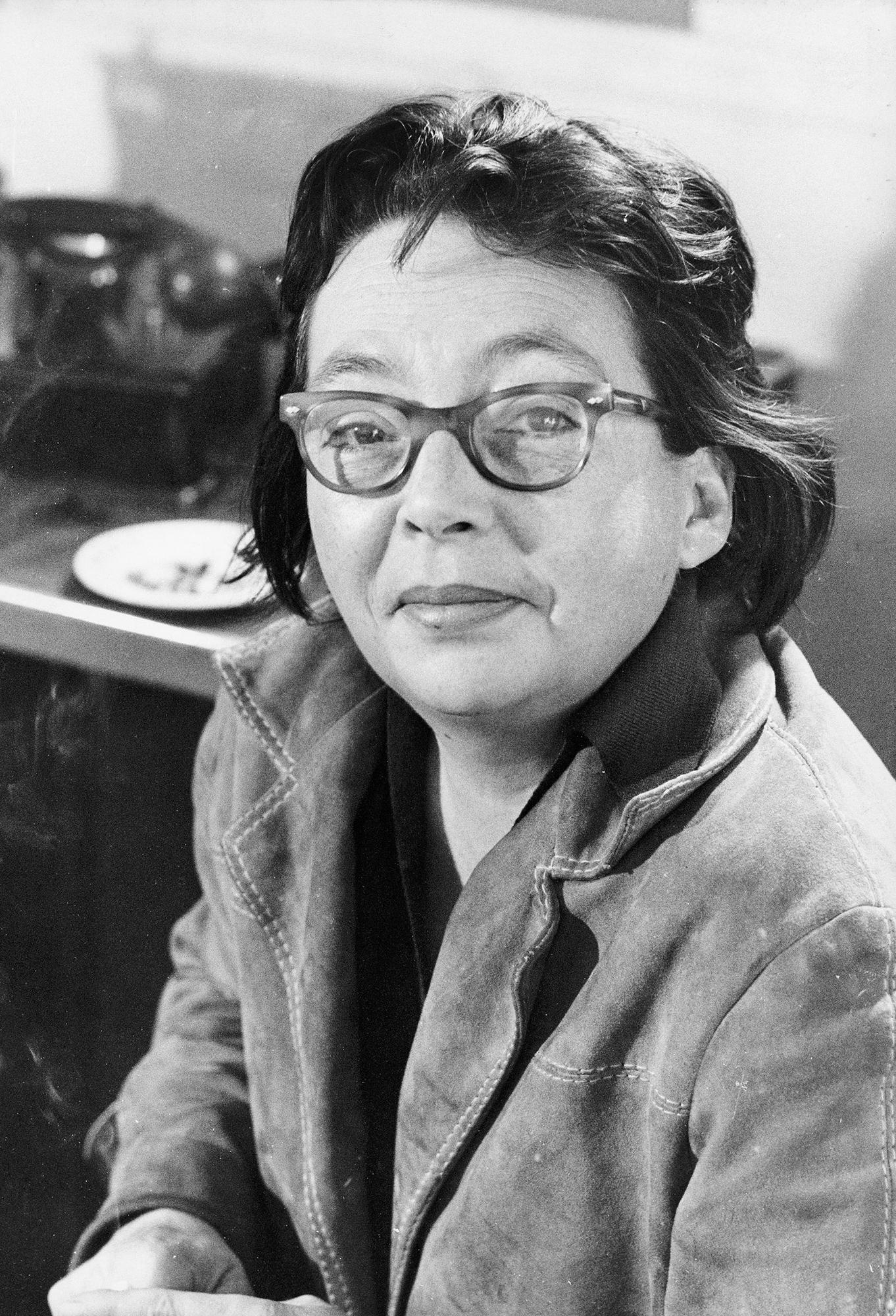 L'écrivaine Marguerite Duras en 1960. [Roger-Viollet / AFP - Jean-Régis Roustan]