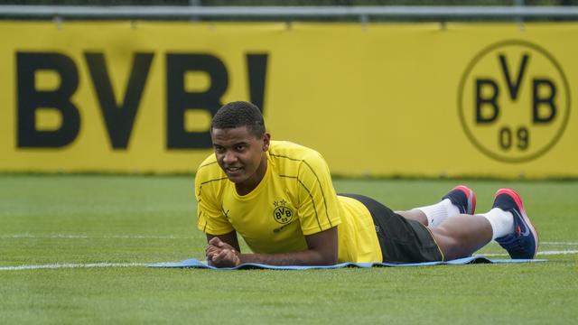 Manuel Akanji souffre d'une surcharge de travail de la hanche. [Andy Mueller]