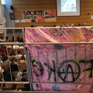 Au Gymnase de Baulieu, à Lausanne un groupe d'enseignants organisait une journée thématique autour des événements de 1968. [RTS - Sophie Iselin]