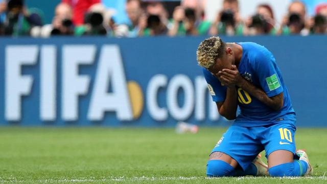 Neymar: "C'était des larmes de joie, de dépassement, de force". [EPA/Keystone - Georgi Licovski]