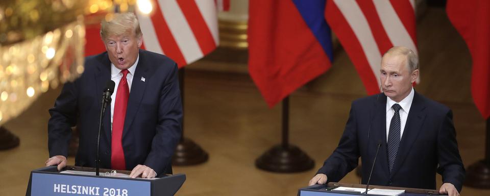 Donald Trump et Vladimir Poutine à l'issue de leur rencontre à Helsinki. [AP/Keystone - Markus Schreiber]