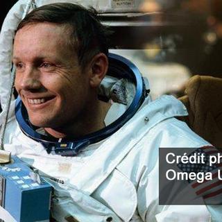 L'acteur Ryan Gosling rejoint la légende Neil Armstrong sur la Lune. [Omega Underground]