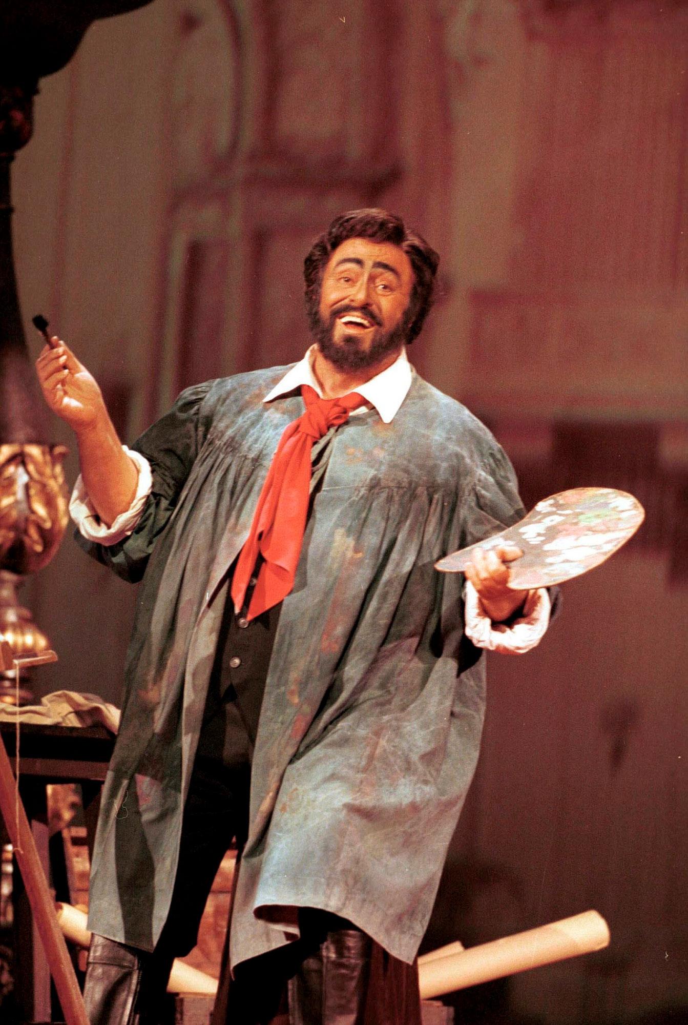 Luciano Pavarotti dans le rôle de Mario Cavaradossi dans "Tosca" de Puccini le 14 janvier 2000 à Rome. [AFP - Leemage]