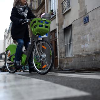 L'arrivée du nouveau Vélib tourne au cauchemar à Paris. [AFP - Guillaume Souvant]