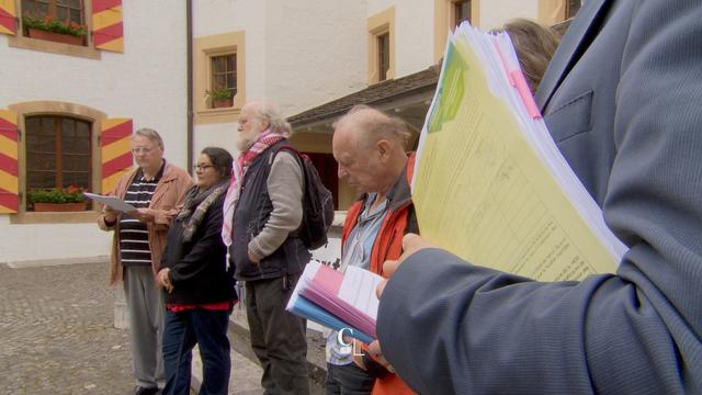 La pétition du comité de crise neuchâtelois réclame l'instauration d'une contribution de solidarité perçue sur les revenus et les fortunes les plus élevés du canton. [DR]