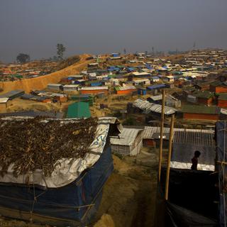 Un camp de réfugiés rohingyas au Bangladesh. [Keystone - AP Photo/Manish Swarup]