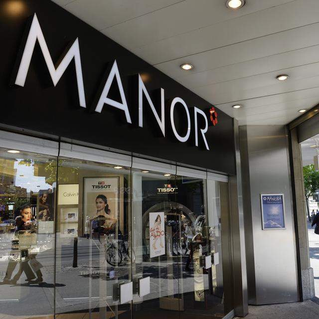 Le groupe Maus détient notamment les magasins Manor. [Keystone - Steffen Schmidt]