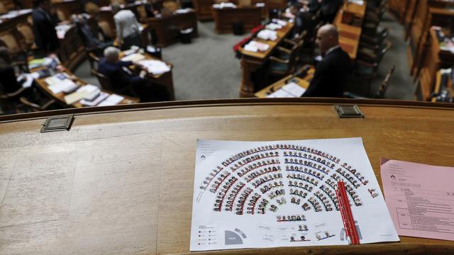 Des auditions de commission publiques, une première. [Keystone - Peter Klaunzer]