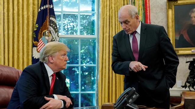 Ici, le président des Etats-Unis Donald Trump avec le secrétaire général de la Maison Blanche, John Kelly, photographiés le 10 octobre 2018.