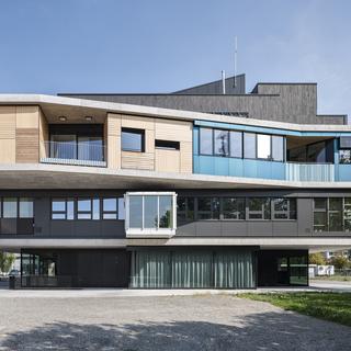 SolAce est un laboratoire temporaire installé dans le bâtiment expérimental NEST à Dubendorf.
Roman_Keller
EMPA [EMPA - Roman_Keller]