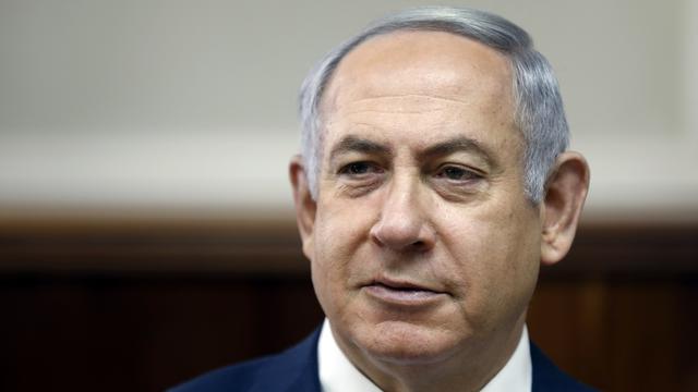 Benjamin Netanyahu lors de sa traditionnelle réunion de cabinet, le 11 février à Jérusalem. [AP/Keystone - Ronen Zvulun]