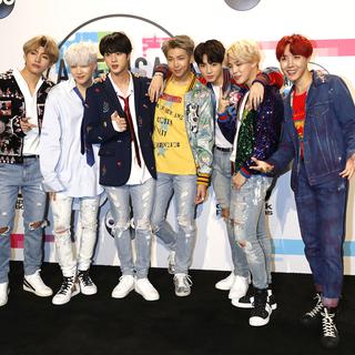 Le groupe de k-pop BTS lors des American Music Awards en novembre 2017. [DPA/AFP - Dave Bedrosian]