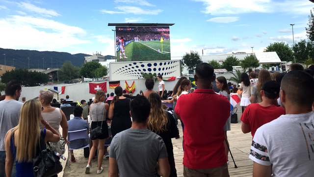 La fan zone "La Plage" à Delémont lors de la finale de la Coupe du monde dimanche 15.07.2018. [RTS - Gaël Klein]