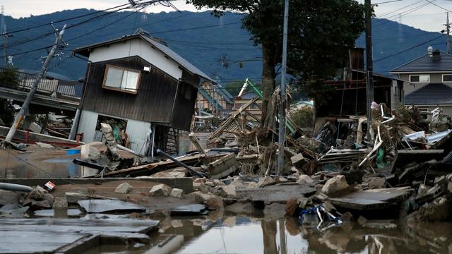 Des maisons détruits dans la ville de Mabi, dans la préfecture d'Okayama. [Reuters - Issei Kato]