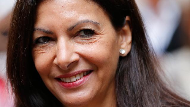 La bataille pour la succession d'Anne Hidalgo à la mairie de Paris est lancée. [EPA/Keystone - Stéphane Mahe]