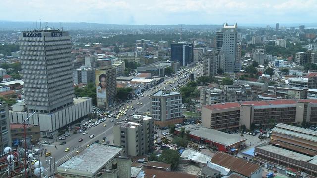 Kinshasa, capitale de la RDC, ville de contrastes. [RTS - Serge Cherruault]