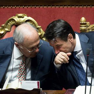 Paolo Savona et Giuseppe Conte. [EPA/Keystone - Angelo Carconi]