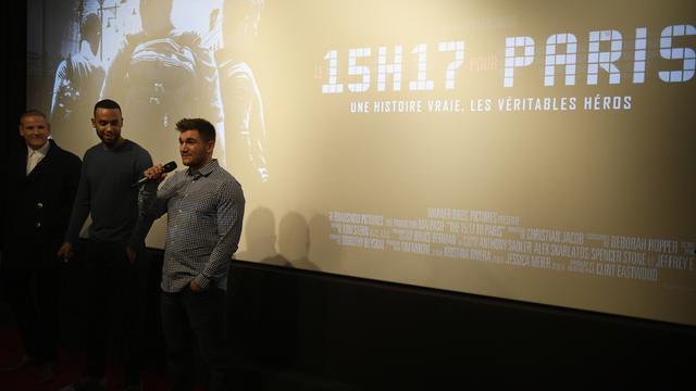 Spencer Stone (à g.), Anthony Stadler (au centre) et Alek Skarlatos (à dr.), réunis à Paris. [AFP - Lionel Bonaventure]