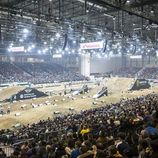 Le Supercross de Genève et le Concours hippique international se sont succédés à Palexpo. [Keystone - Adrien Perritaz]