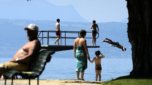 Le bord du lac de Lutry, près de Lausanne (illustration). [keystone - Laurent Gillieron]