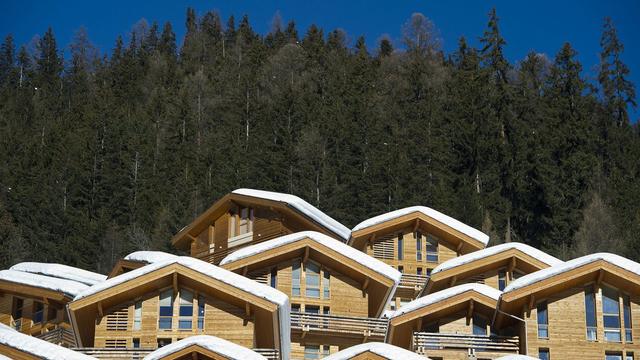 Des chalets à Grimentz (VS) photographiés en février 2012. [Keystone - Jean-Christophe Bott]