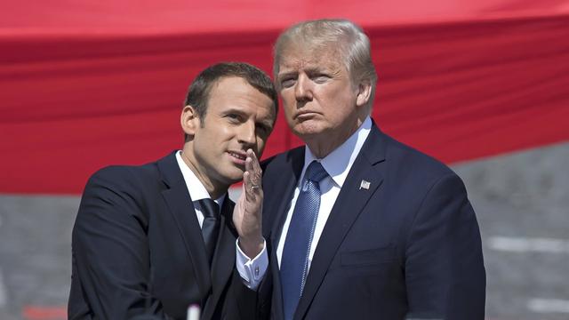 Emmanuel Macron et Donald Trump vont-ils agir après cette nouvelle attaque chimique? [EPA/Keystone - Ian Langsdon]