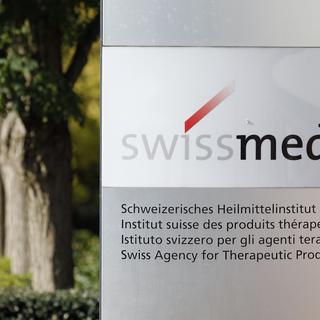 Swissmedic estime que les responsables de l'entreprise ont été condamnés à une peine trop légère et a fait recours. [Keystone - Peter Klaunzer]