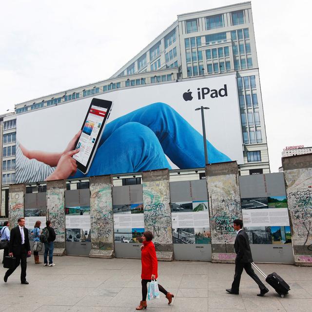 Un collectif veut mettre fin à la boulimie publicitaire dans les rues de Berlin. [AFP - David Gannon]