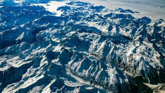 Les Alpes [Fotolia - © Andrea Izzotti]