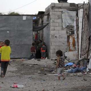 Des jeunes réfugiés palestiniens dans un camp de la bande de Gaza (photo prétexte). [EPA/Keystone - Mohammed Saber]