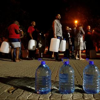 Cap Town sera la première ville à subir une pénurie d'eau. [Reuters - Mike Hutchings]