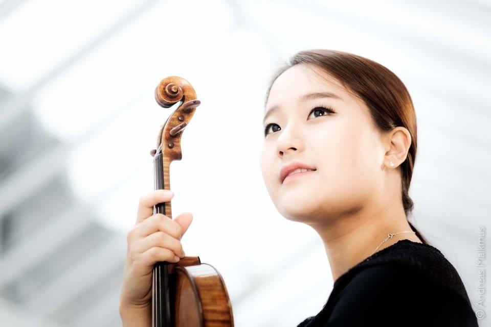 La violoniste sud-coréenne Ji Young Lim a remporté le concours Reine Elizabeth en 2015. [facebook.com/violinistJiYoungLim - Andreas Malkmus]