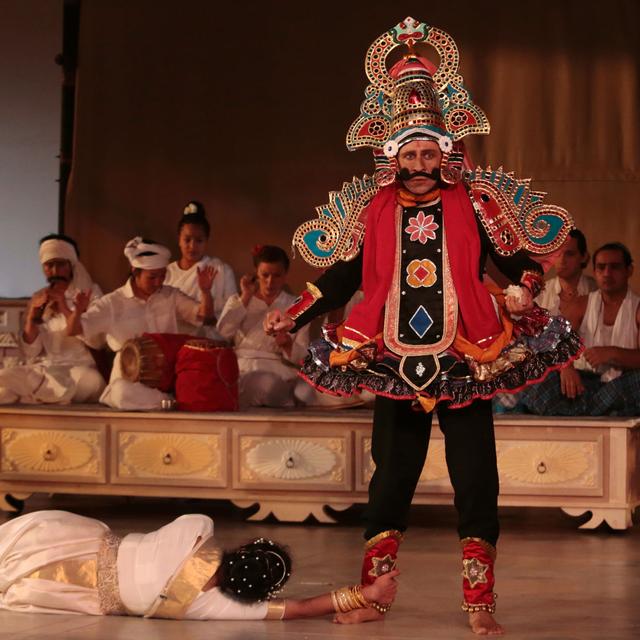 Une photo du spectacle "Une chambre en Inde" du Théâtre du Soleil. [lesoleil-lausanne.ch - Michele Laurent]