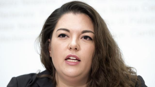 La présidente des Jeunes socialistes Tamara Funiciello a vivement réagi à la directive sexiste d'une école bernoise. [Keystone - Peter Schneider]