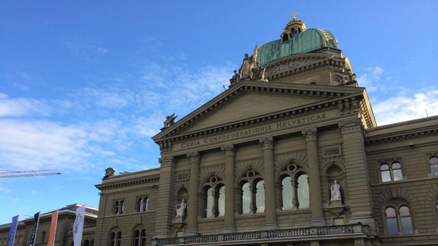 Le Palais fédéral à Berne, siège du gouvernement et du parlement helvétiques. [RTS - Manuella Maury]