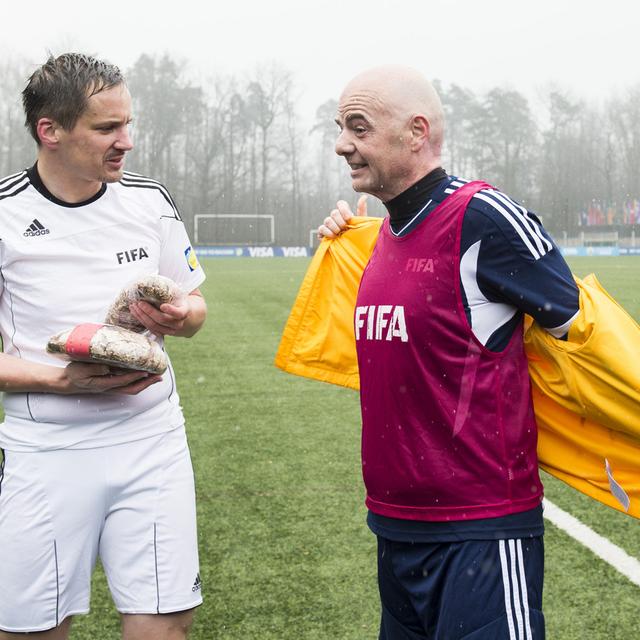 Le premier procureur du Haut-Valais Rinaldo Arnold entretient des liens étroits avec le président de la FIFA Gianni Infantino. [Keystone - Ennio Leanza]