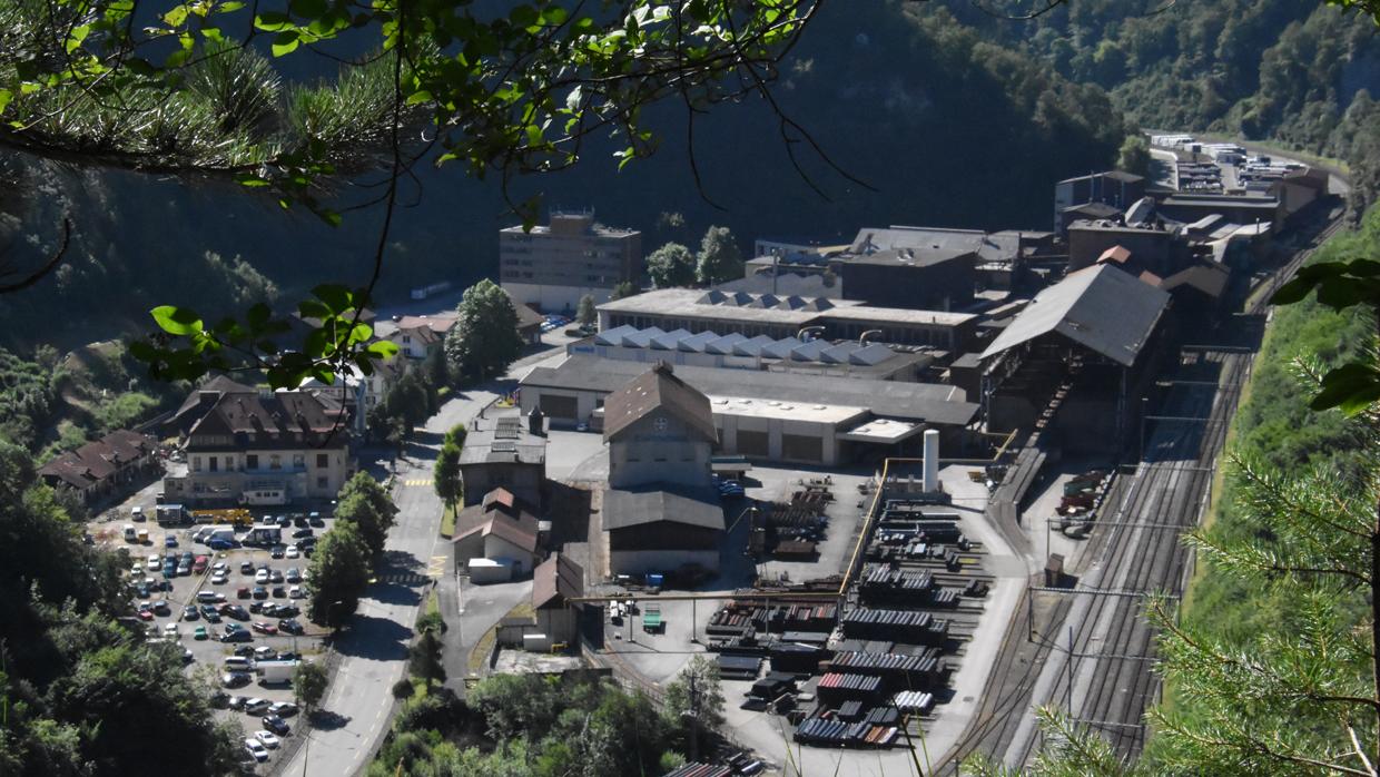 L'usine Von Roll à Choindez (JU) vue depuis le ciel. [RTS - Gaël Klein]