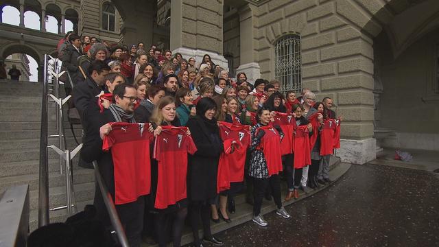 La mobilisation de jeudi sur la Place fédérale n'a pas suffi à convaincre la commission du National.