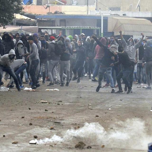 Des heurts entre manifestants et policiers ont eu lieu en Tunisie. [AP/Keystone - Anis Ben Ali]