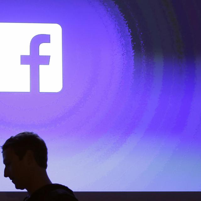 Facebook va bannir davantage de publications liées au "suprémacisme blanc". [AP/Keystone - Marcio Jose Sanchez]