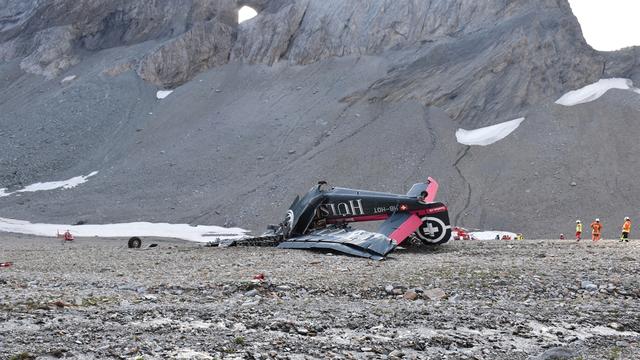 L'avion JU52 HB-HOT qui s'est écrasé samedi dans les Grisons. [Police cantonale des Grisons - DR]