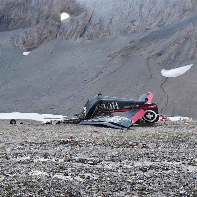 L'avion JU52 HB-HOT qui s'est écrasé samedi dans les Grisons. [Police cantonale des Grisons - DR]