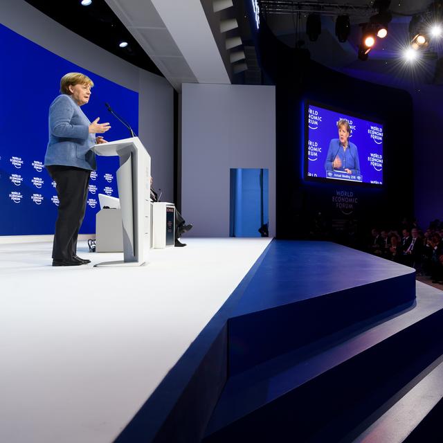 La chancelière allemande Angela Merkel a prononcé un discours au WEF de Davos mercredi 24 janvier 2018. [AP - Fabrice COFFRINI]