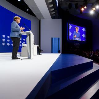 La chancelière allemande Angela Merkel a prononcé un discours au WEF de Davos mercredi 24 janvier 2018. [AP - Fabrice COFFRINI]