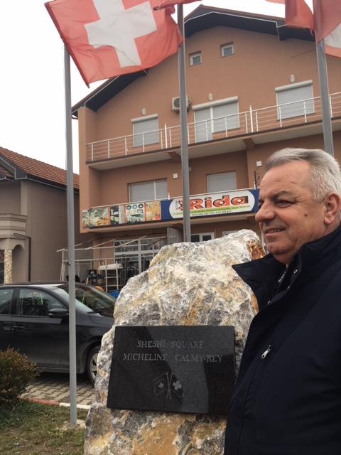 Viti, la ville kosovare qui voue un culte à la Suisse et à Micheline Calmy-Rey. [RTS - Annabelle Durand]