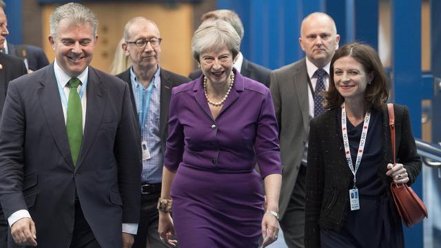 Le Première ministre britannique Theresa May, à son arrivée au troisième jour de la conférence des conservateurs. [EPA/Keystone - Neil Hall]