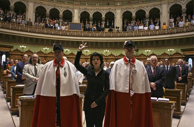 Le 14 juin 2006, Doris Leuthard est élue au Conseil fédéral. [Keystone - Stefan Wermuth]