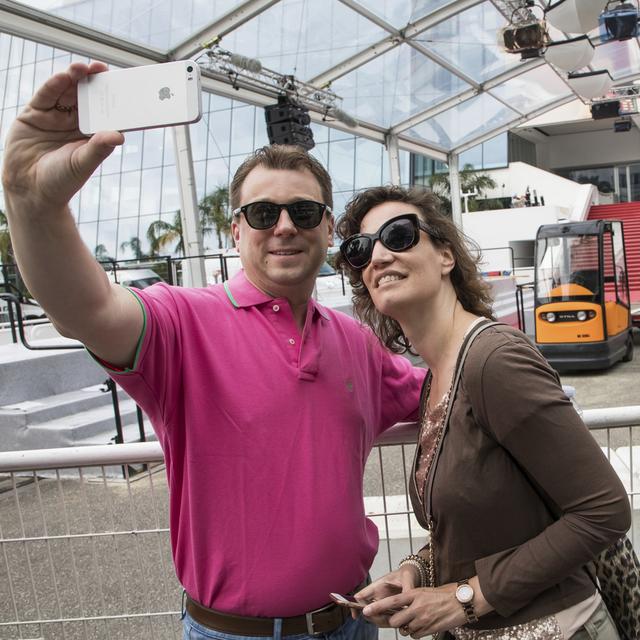 Les selfies pris par les visiteurs lors de la montée de marches des acteurs ne sont plus autorisés cette année. [keystone - Photo by Vianney Le Caer/Invision/AP]