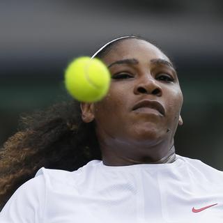 Serena Williams affronte Angelique Kerber en finale à Wimbledon. [Keystone - Tim Ireland]